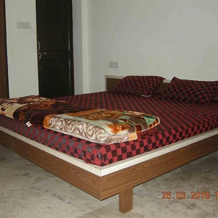 Sadhna Guest House Бхопал Экстерьер фото